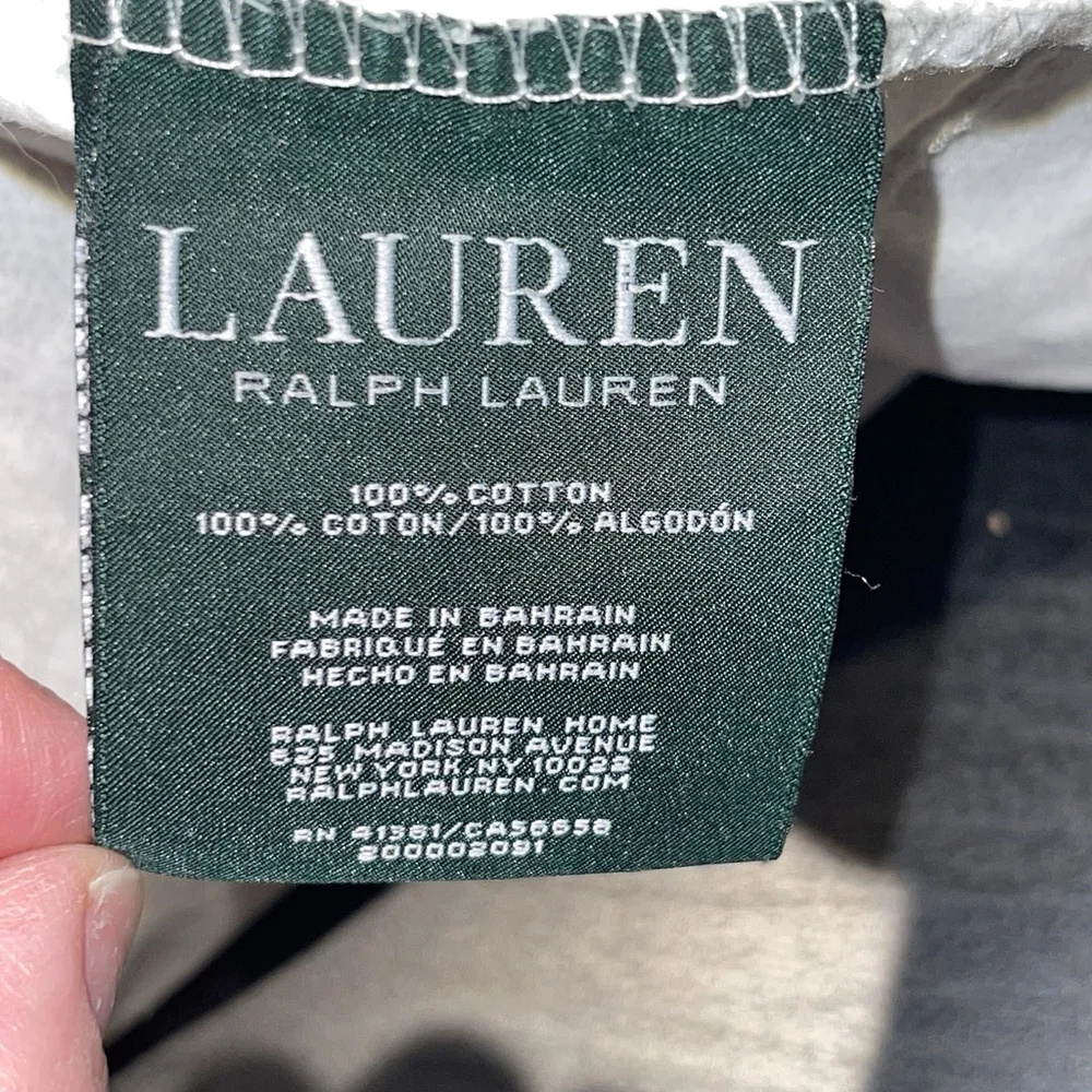 Lauren Ralph Lauren Beige Ivory Floral Paisley‎ Print Motif Standard Pillowcase